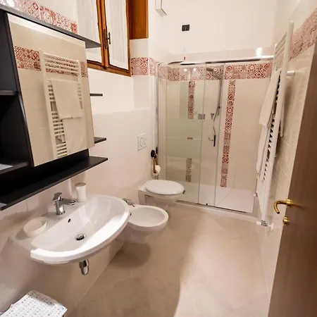 Veroalex Apartment *