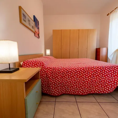 弗若拉克斯公寓